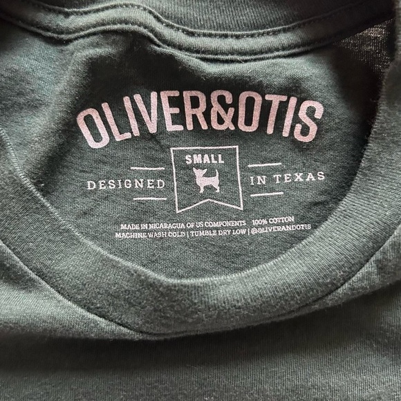 Holly Dolly Christmas T-Shirt Size Small - 100% Cotton Hunter Green Cropped Tee - Picture 8 of 8